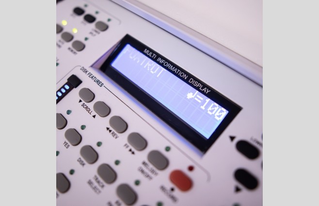 Used Orla Compact Theatre White Organ All Inclusive Top Grade Package (SN:12118939) - Image 7